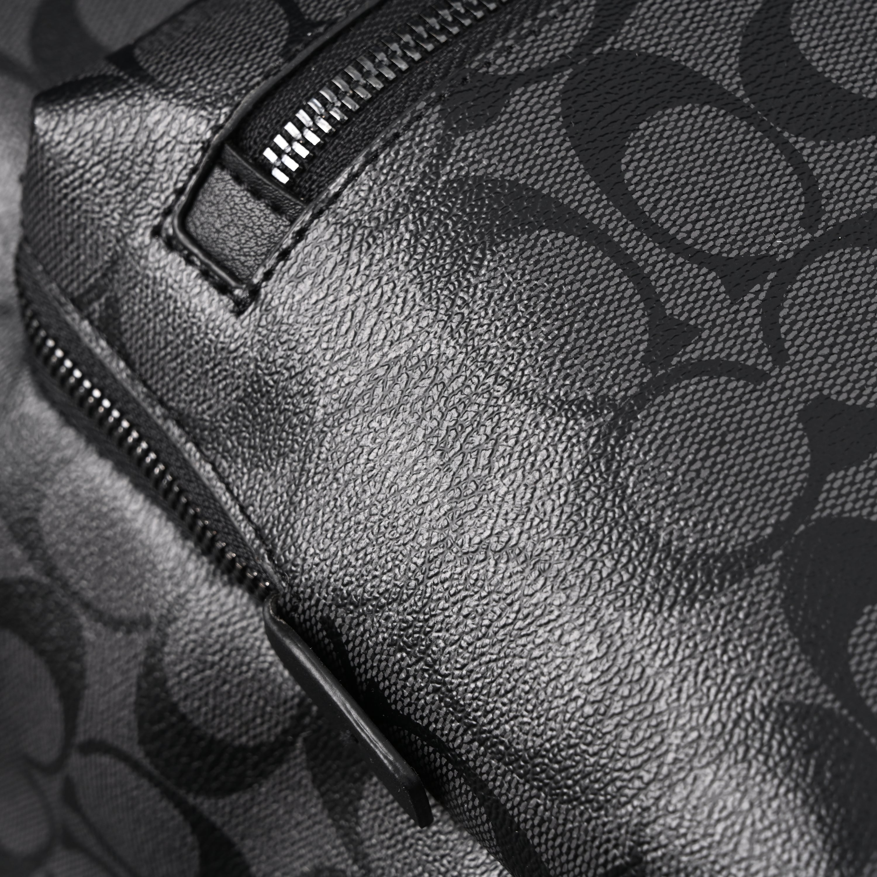 Coach West Backpack – Signature Canvas in Black/Grey